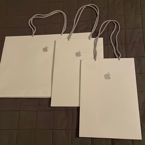 3 Apple gift bags